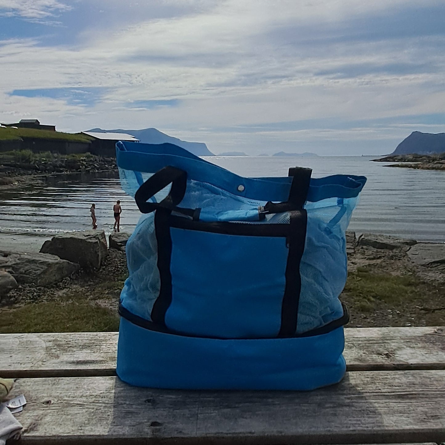 Beach bag in several variants and with cooling bag